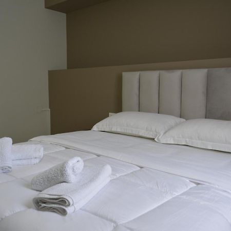 Hotel Her Vlore Ngoại thất bức ảnh